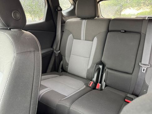 Used 2025 Chevrolet Blazer LT FWD image 39