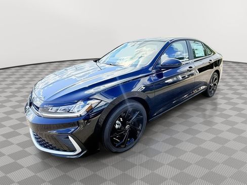 New 2025 Volkswagen Jetta SE image 3