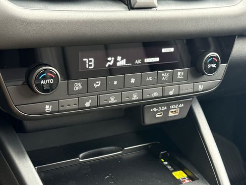 New 2026 Subaru Outback Touring AWD/4WD image 22