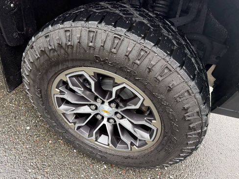 Used 2022 Chevrolet Colorado ZR2 AWD/4WD image 4