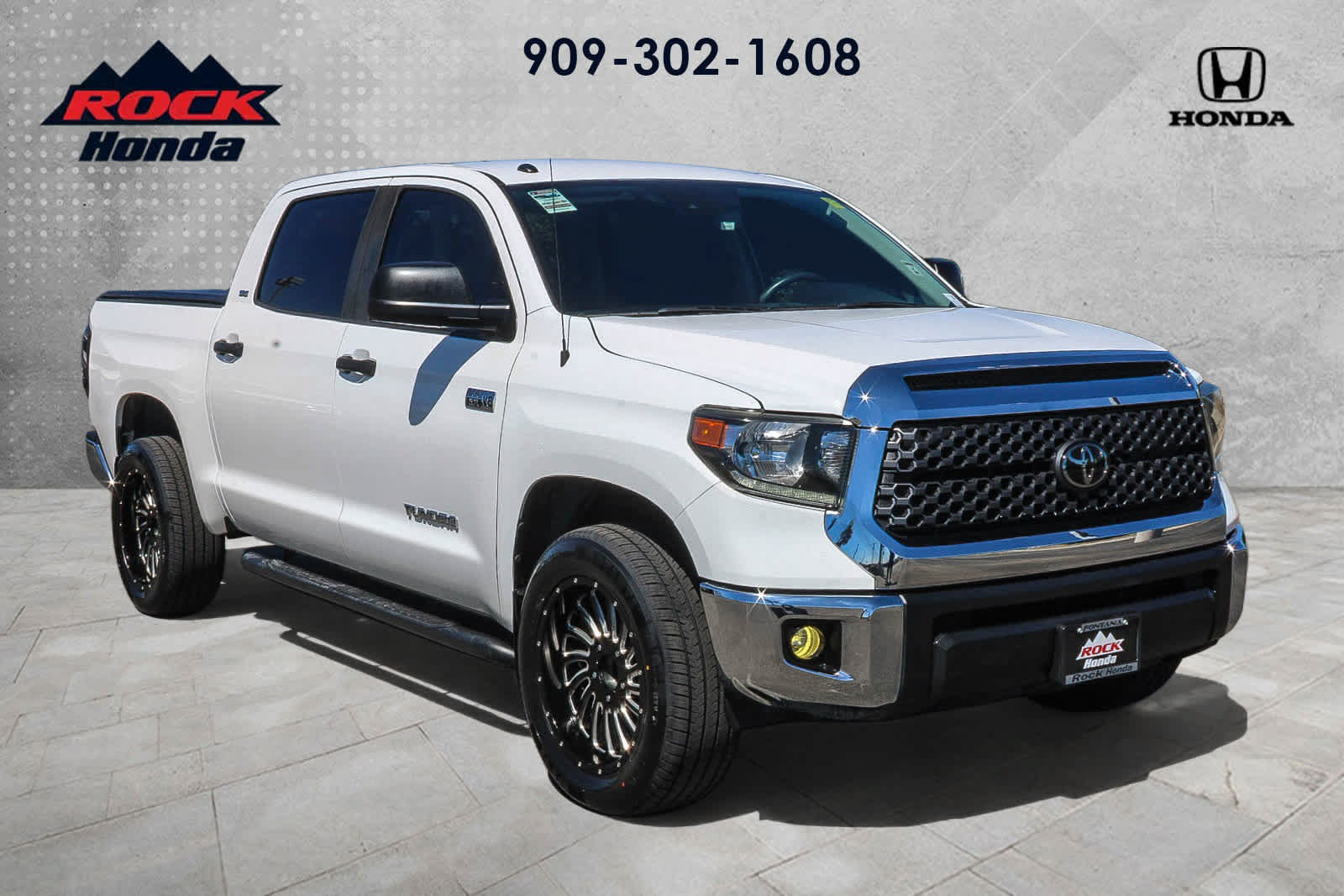Used 2019 Toyota Tundra SR5 w/ SR5 Upgrade Package RWD image 6