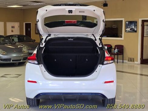 Used 2018 Nissan Leaf SL w/ SL Technology Package image 10