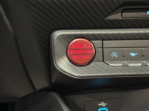 Used 2025 Ford Mustang Coupe image 17