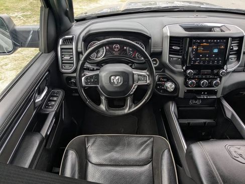 Used 2024 RAM 1500 Laramie AWD/4WD image 16