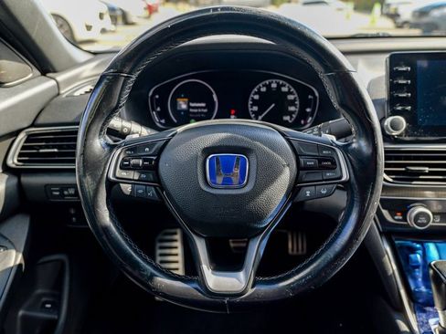 Used 2018 Honda Accord Sport image 37