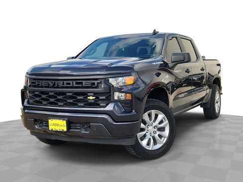 Used 2022 Chevrolet Silverado 1500 Custom RWD image 1