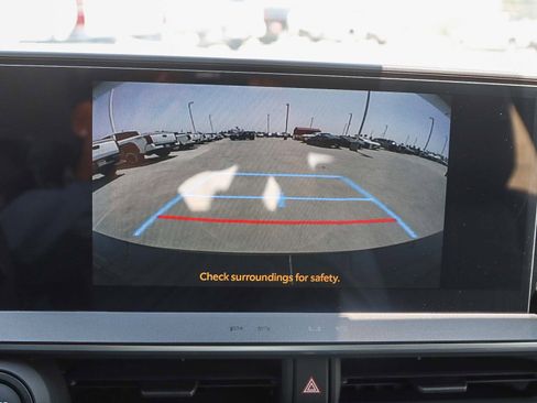 New 2026 Toyota Prius XLE image 29