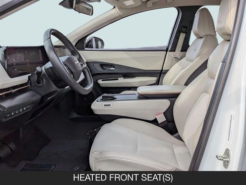 Used 2023 Nissan Ariya FWD image 14