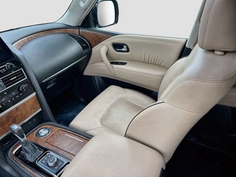 Used 2024 Nissan Armada SL w/ Captain's Chairs Package RWD image 5