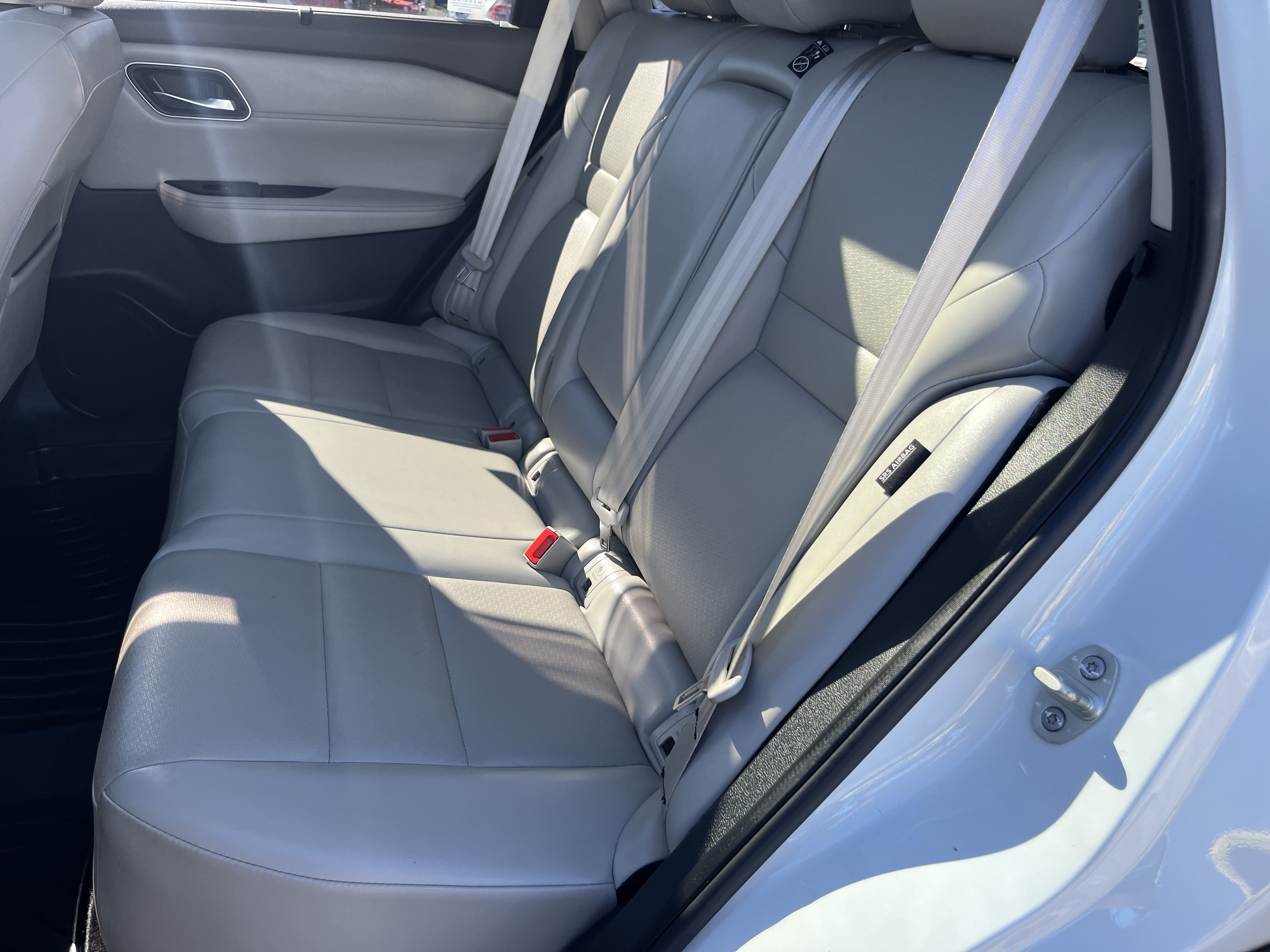 Used 2021 Nissan Rogue SV w/ Premium Package AWD/4WD image 18