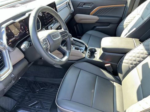 Used 2026 GMC Canyon Denali AWD/4WD image 26