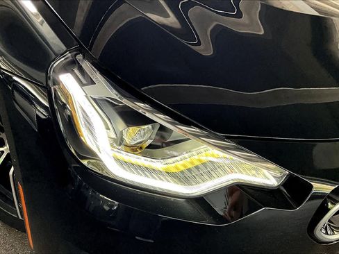 Certified 2025 BMW 230i Coupe image 27