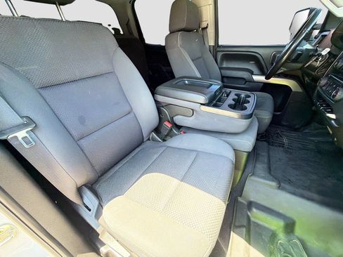 Used 2019 Chevrolet Silverado 2500 LT AWD/4WD image 15