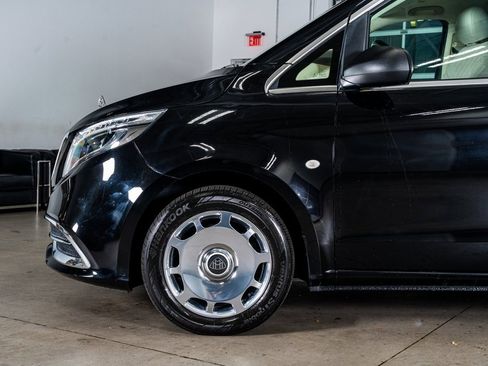 Used 2020 Mercedes-Benz Metris Passenger image 9