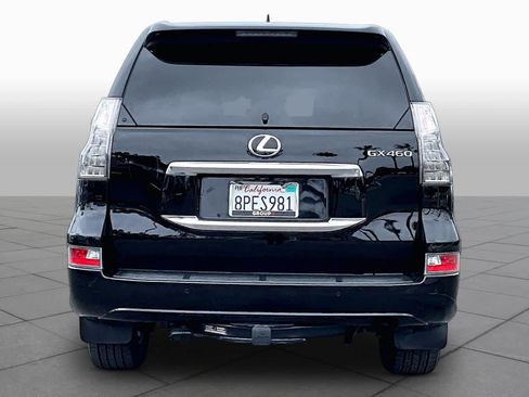 Used 2020 Lexus GX 460 Premium w/ Premium Package AWD/4WD image 4