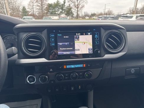 Used 2016 Toyota Tacoma 4x4 Double Cab image 18