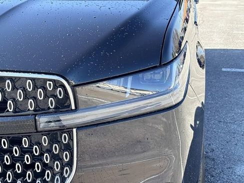 New 2026 Lincoln Navigator L Reserve image 9