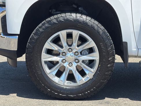 Used 2019 Chevrolet Silverado 1500 LTZ w/ LTZ Plus Package AWD/4WD image 30