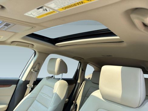 Used 2020 Honda CR-V Touring image 15