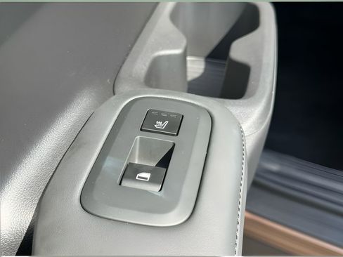 Used 2024 Hyundai Santa Fe Limited image 26