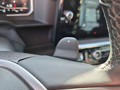 Used 2024 GMC Sierra 1500 Denali w/ Denali Reserve Package image 36