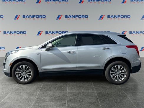Used 2018 Cadillac XT5 Luxury image 2