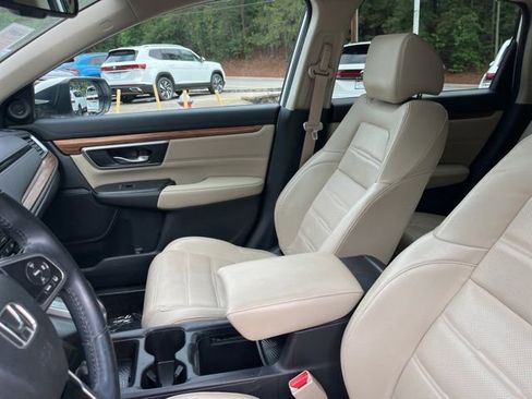 Used 2017 Honda CR-V Touring image 10