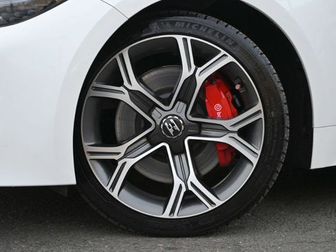 Used 2021 Kia Stinger GT image 8