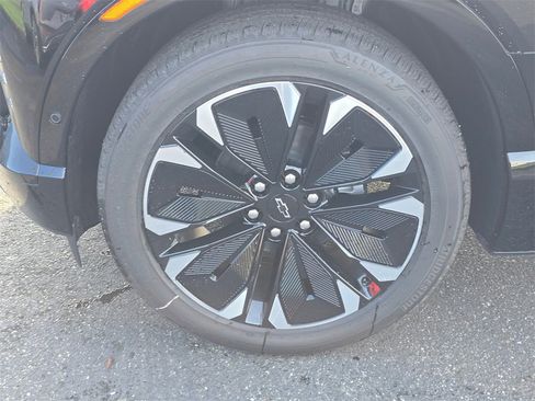 New 2026 Chevrolet Blazer EV RS w/ Super Cruise Package image 11