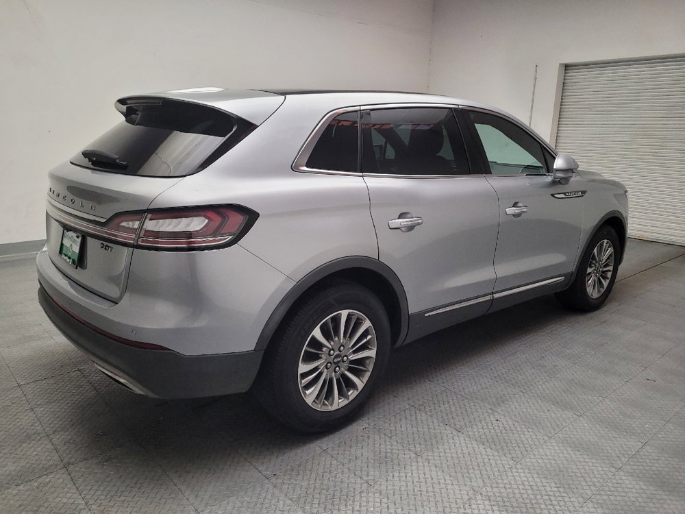 Used 2020 Lincoln Nautilus Reserve FWD image 9