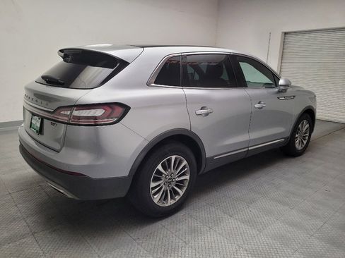 Used 2020 Lincoln Nautilus Reserve FWD image 9