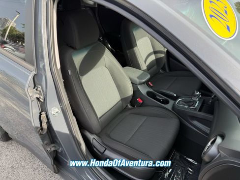 Used 2023 Hyundai Kona SEL w/ Convenience Package FWD image 9