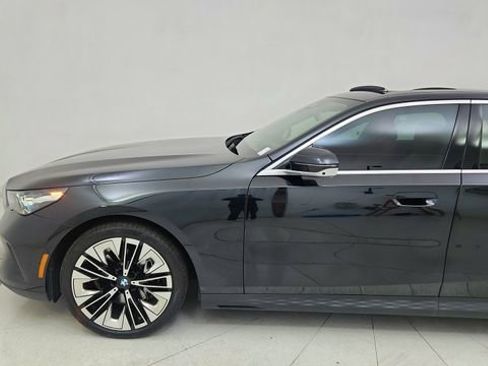 Used 2026 BMW 540i xDrive 540i xDrive image 4