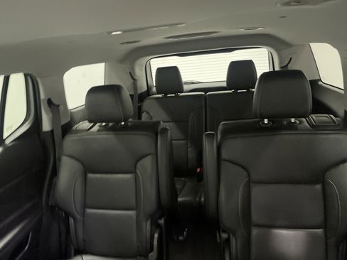 Used 2020 GMC Acadia SLT image 11