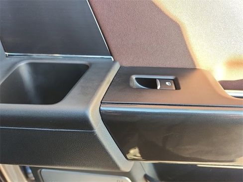 Certified 2023 Ford F150 Lariat w/ Equipment Group 502A High image 28