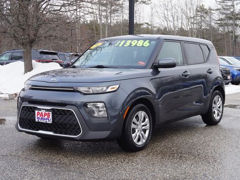 Used 2020 Kia Soul LX image 1