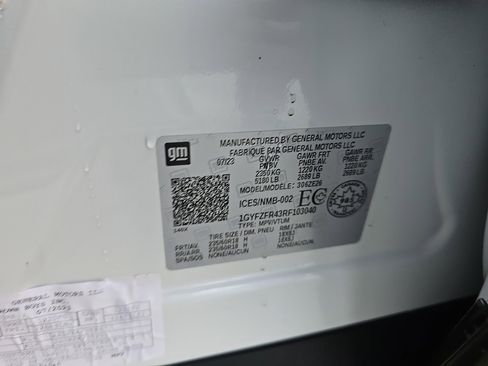 Used 2024 Cadillac XT4 Sport image 40