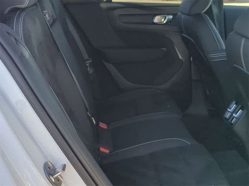 Used 2026 Volvo XC40 B5 Ultra w/ Climate Package image 19