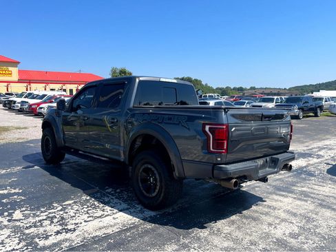 Used 2017 Ford F150 Raptor w/ Equipment Group 802A Luxury image 5