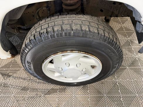 Used 2007 Ford E-150 and Econoline 150 RWD image 10