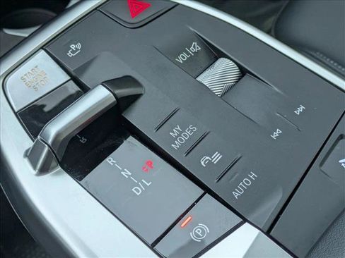 Used 2024 BMW X2 xDrive28i w/ Premium Package image 12