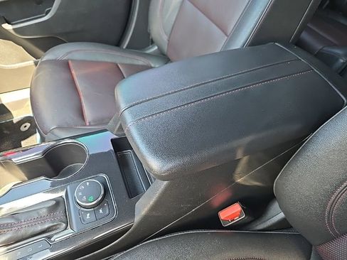Used 2022 Chevrolet Blazer RS w/ Enhanced Convenience Package AWD/4WD image 39
