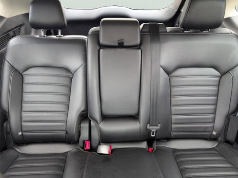 Used 2022 Ford Edge SEL image 23