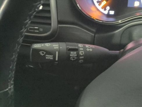 Used 2020 Jeep Grand Cherokee Limited X image 16