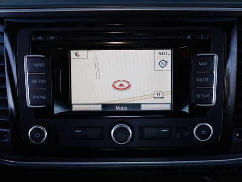Used 2013 Volkswagen Beetle Turbo FWD image 37