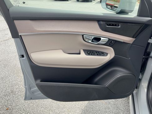 Certified 2026 Volvo XC90 B6 Plus w/ Protection Package AWD/4WD image 20