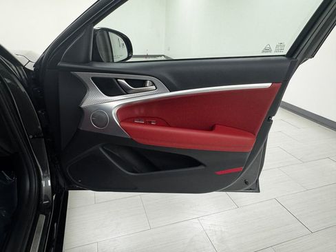 Used 2023 Genesis G70 2.0T w/ Sport Prestige Package image 13