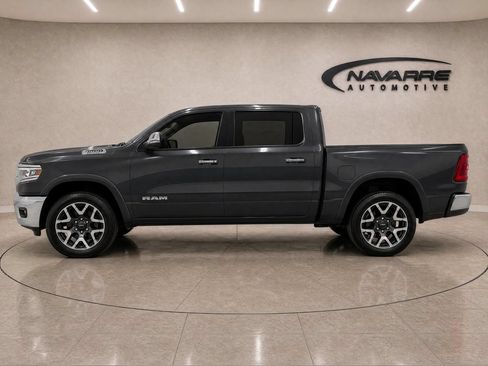 Used 2025 RAM 1500 Laramie AWD/4WD image 4