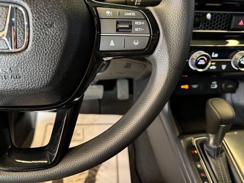 Used 2023 Honda Civic LX image 12