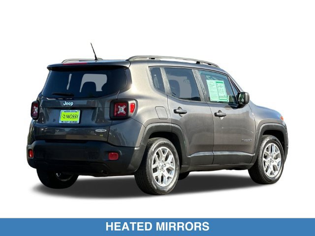 Used 2016 Jeep Renegade Latitude FWD image 5